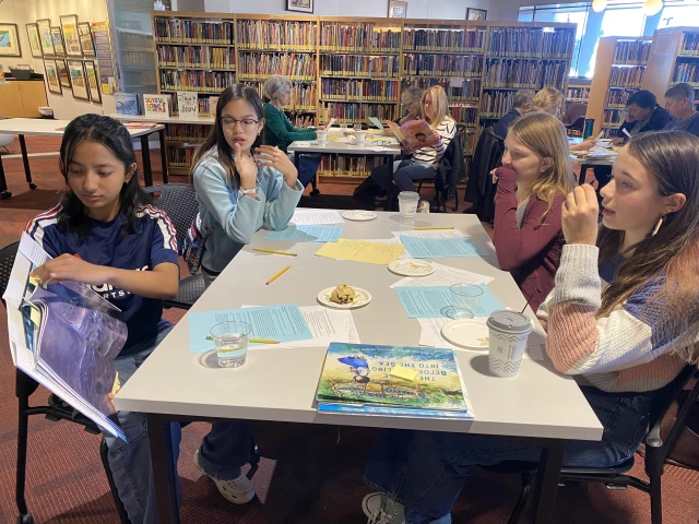 middle schoolers evaluate picturebooks