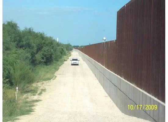 U.S. Mexico Border Wall, crossing borders
