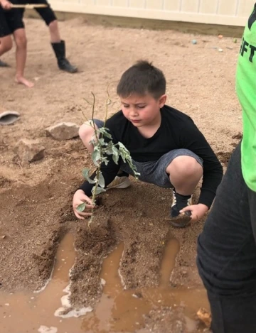 Garhett builds canals that lead directly to the crops, integrating his new knowledge of Hohokam canals and the need for water