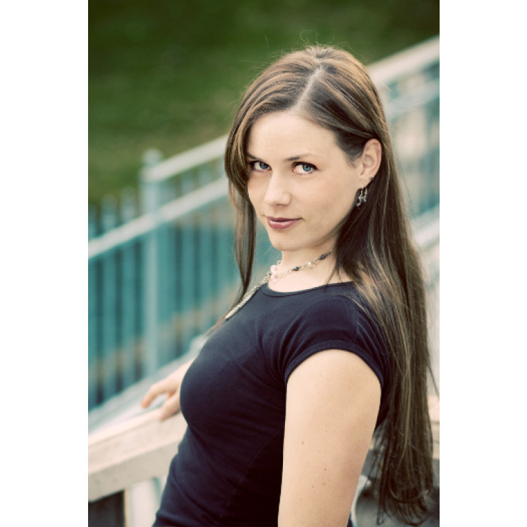 Aprilynne Pike Portrait